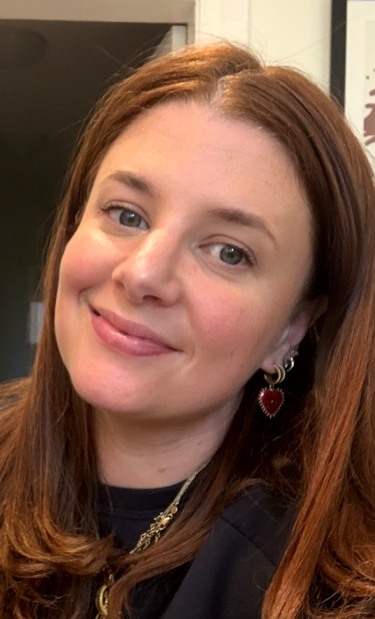 Portrait of Abigail Noakes, psychotherapist